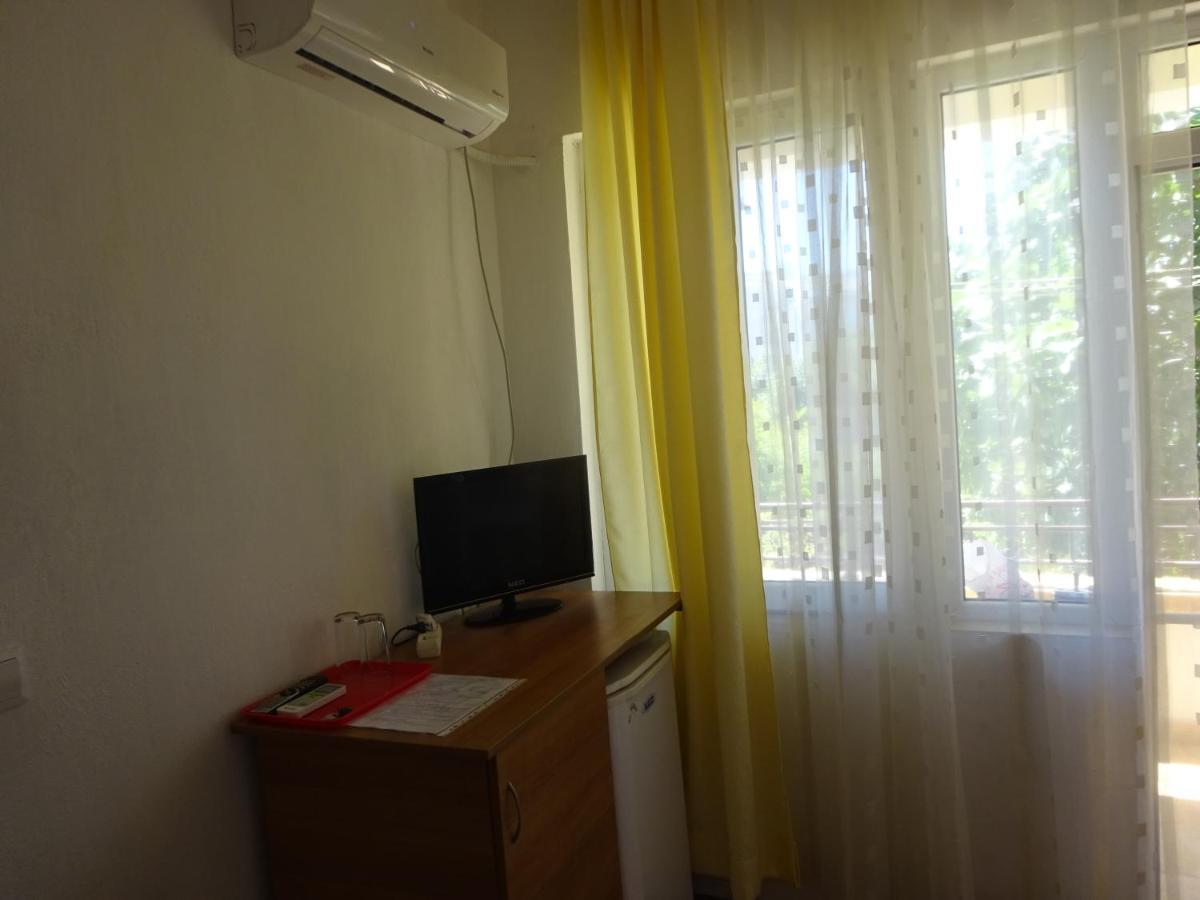 Hrisi Hotel Черноморец Екстериор снимка
