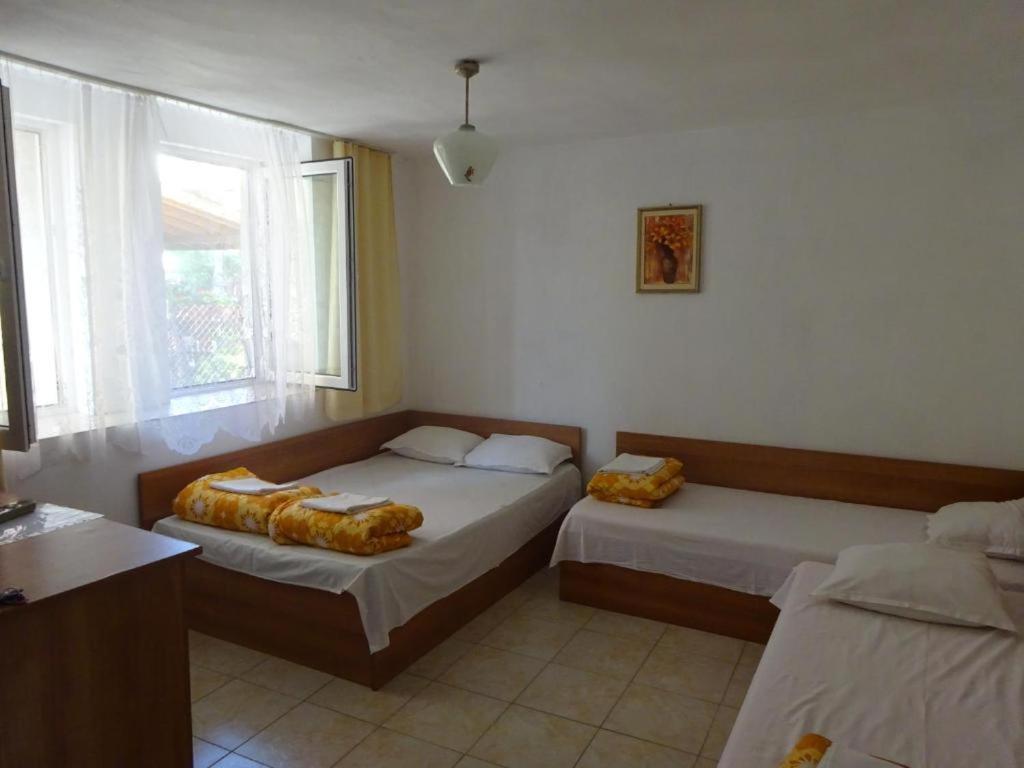 Hrisi Hotel Черноморец Екстериор снимка