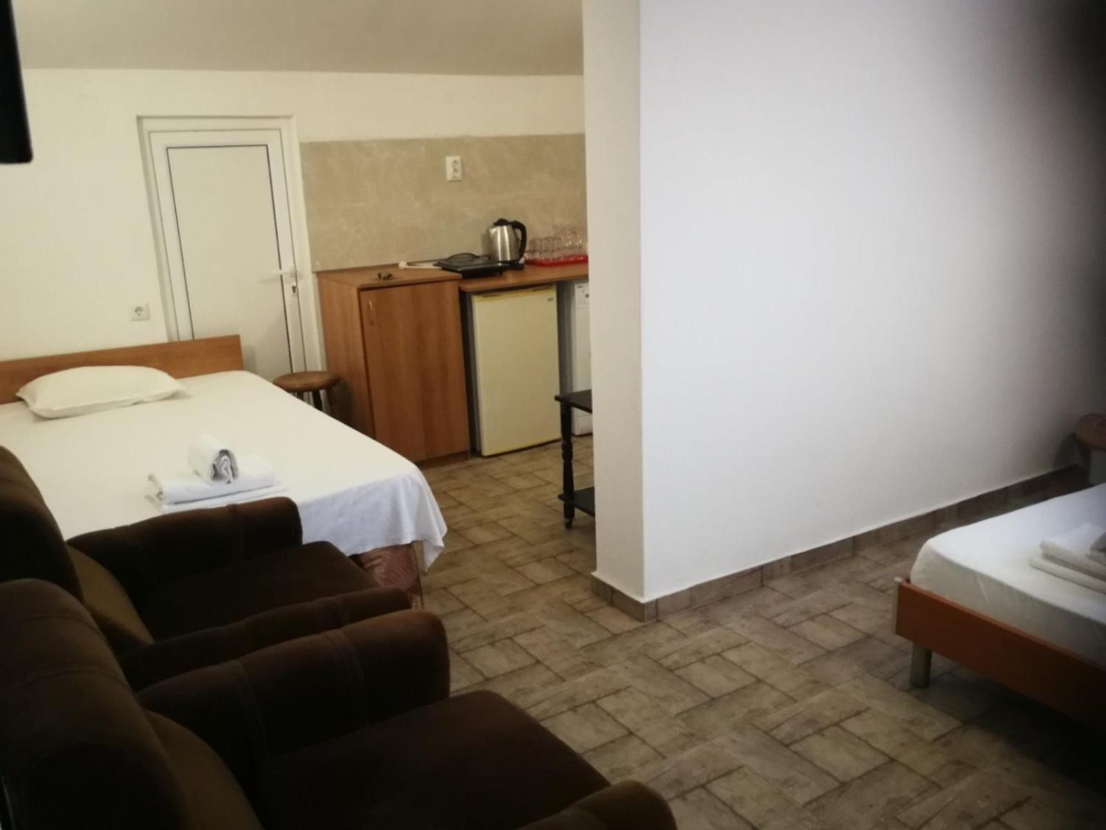 Hrisi Hotel Черноморец Екстериор снимка