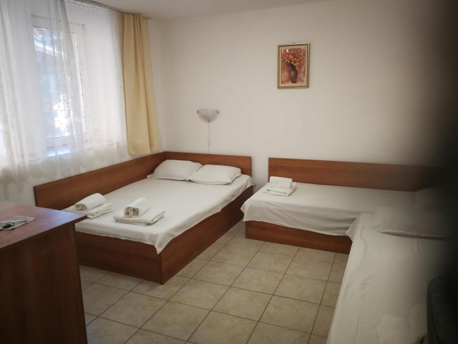 Hrisi Hotel Черноморец Екстериор снимка