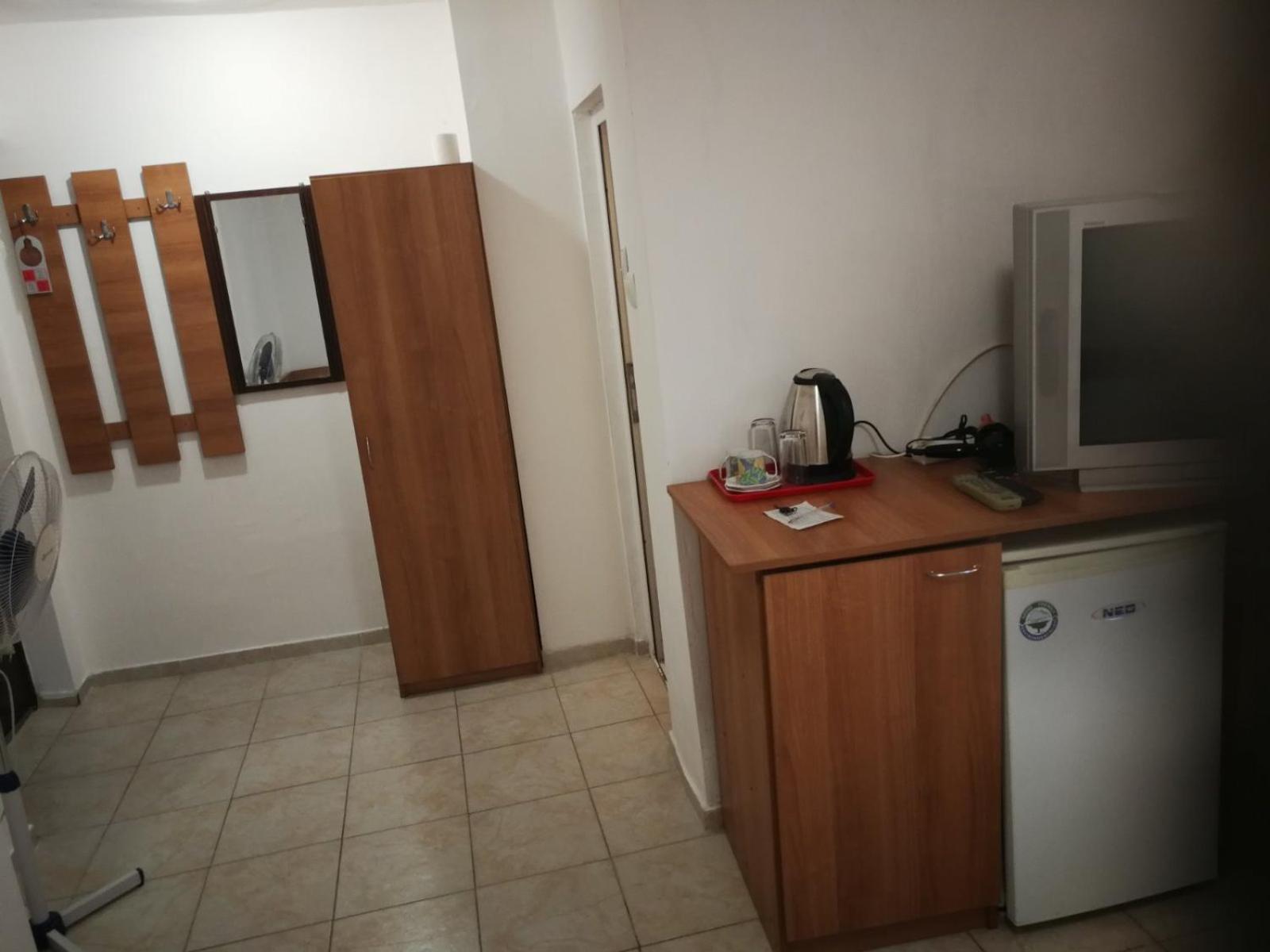 Hrisi Hotel Черноморец Екстериор снимка